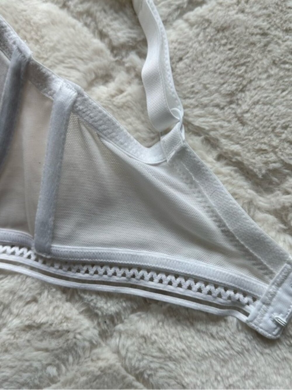 ASOS X Figleaves | Cream Harper Lace Plunge Bra | Size 32F - Picture 12 of 14